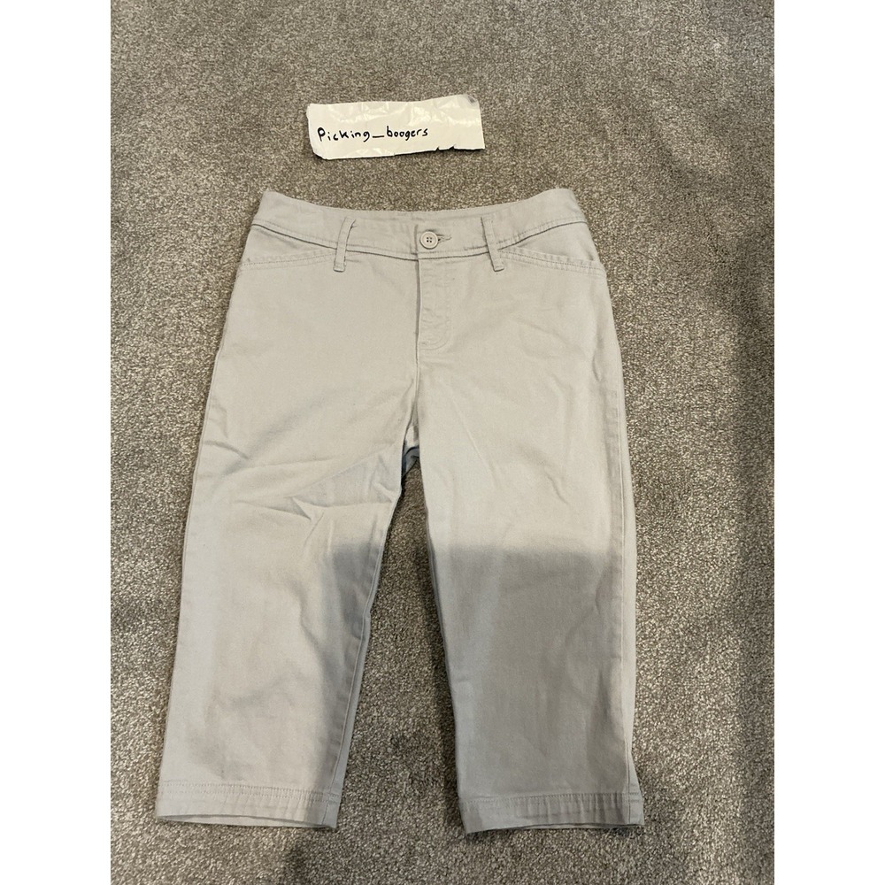 St. John's Bay women's grey Capri pants‎ size 6P Y2K